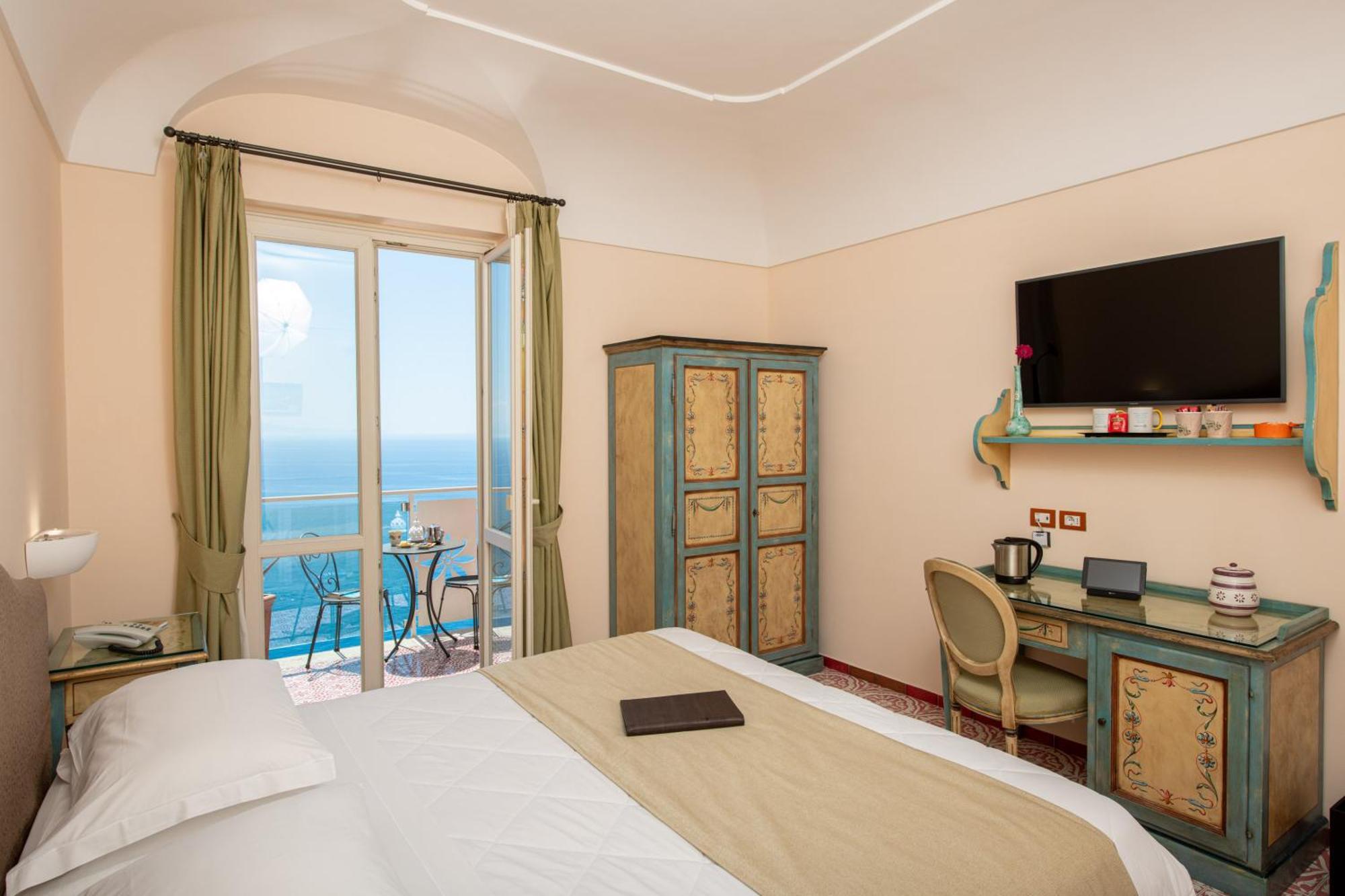 Hotel Margherita Praiano Luaran gambar