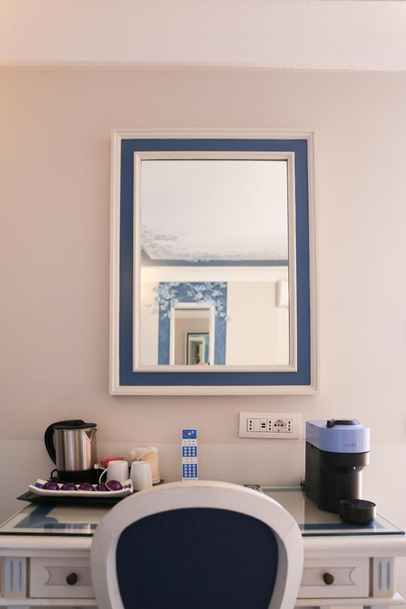 Hotel Margherita Praiano Luaran gambar