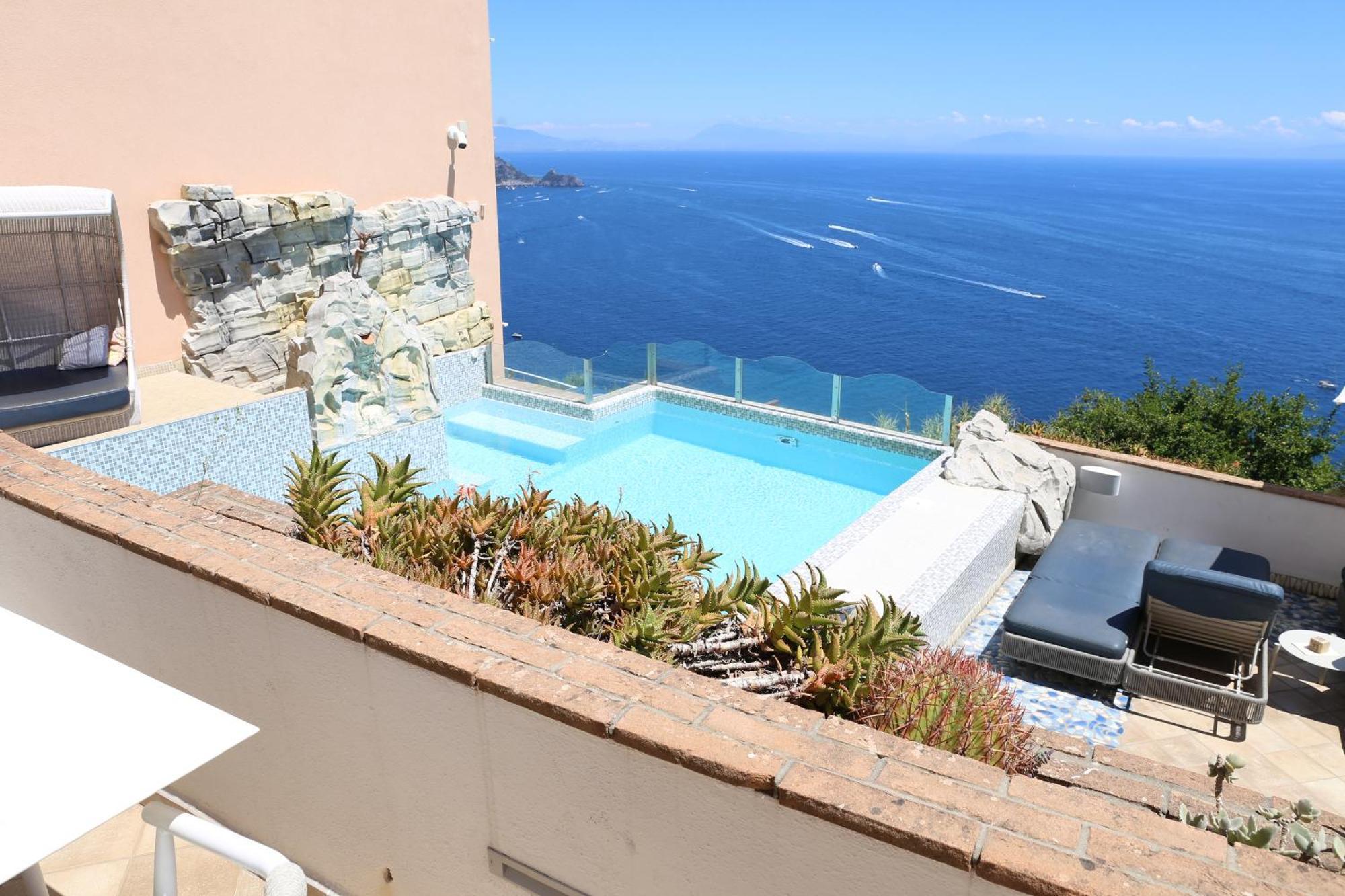 Hotel Margherita Praiano Luaran gambar